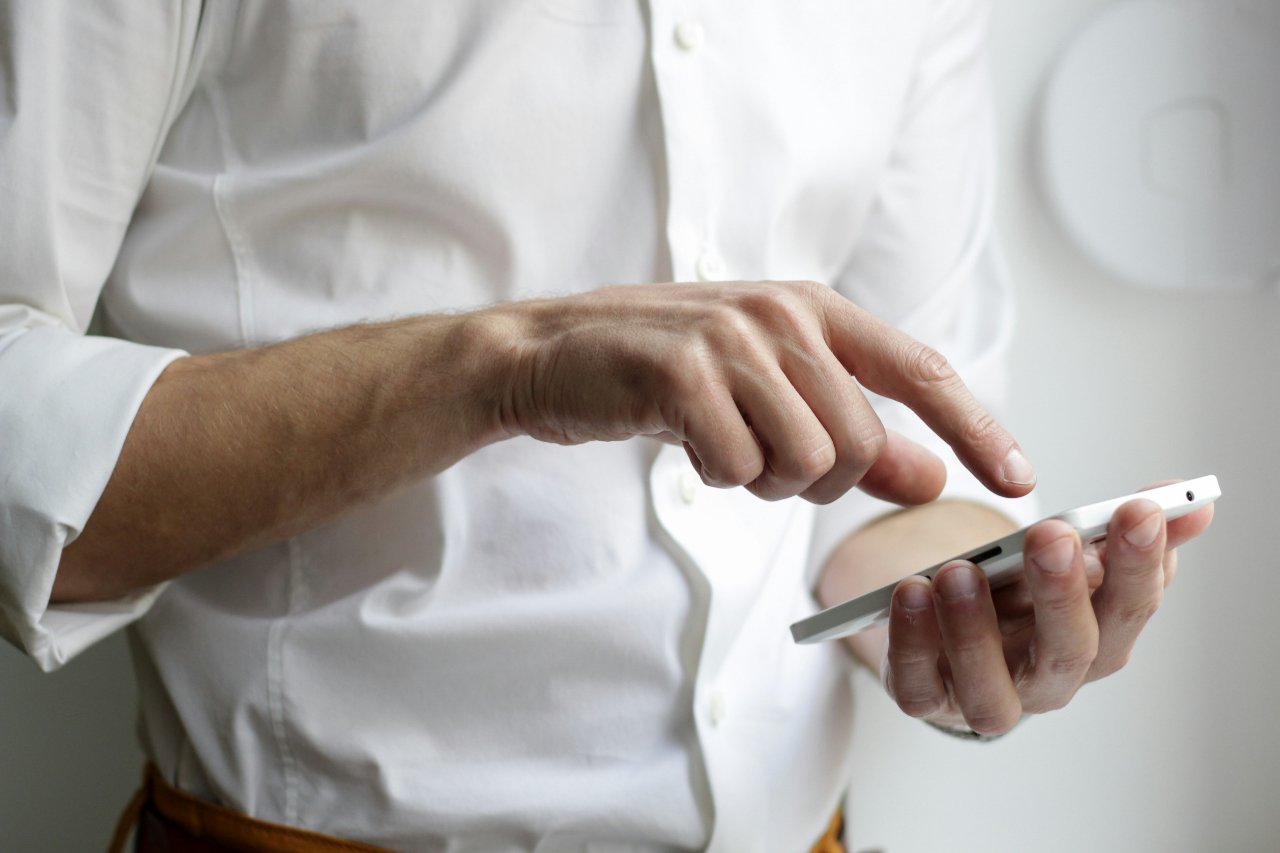 Timeregistrerings app – hva bør du se etter i 2026?